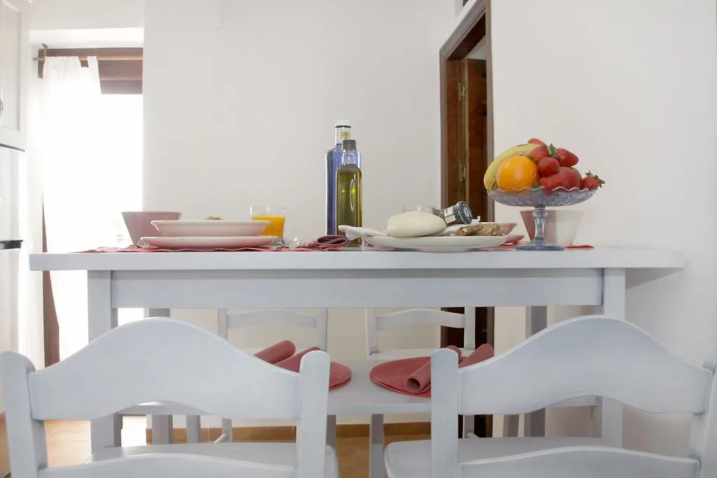 Apartamentos San Fernando 76 Cordoba 0*,  Spain
