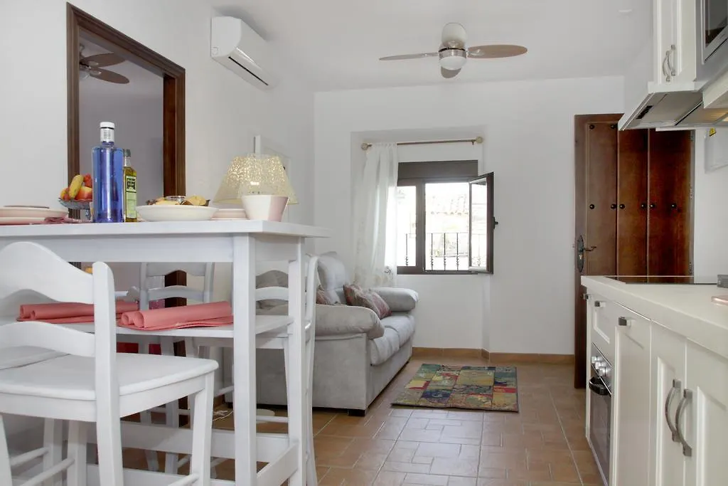 Apartamentos San Fernando 76 Cordoba 0*,  Spain